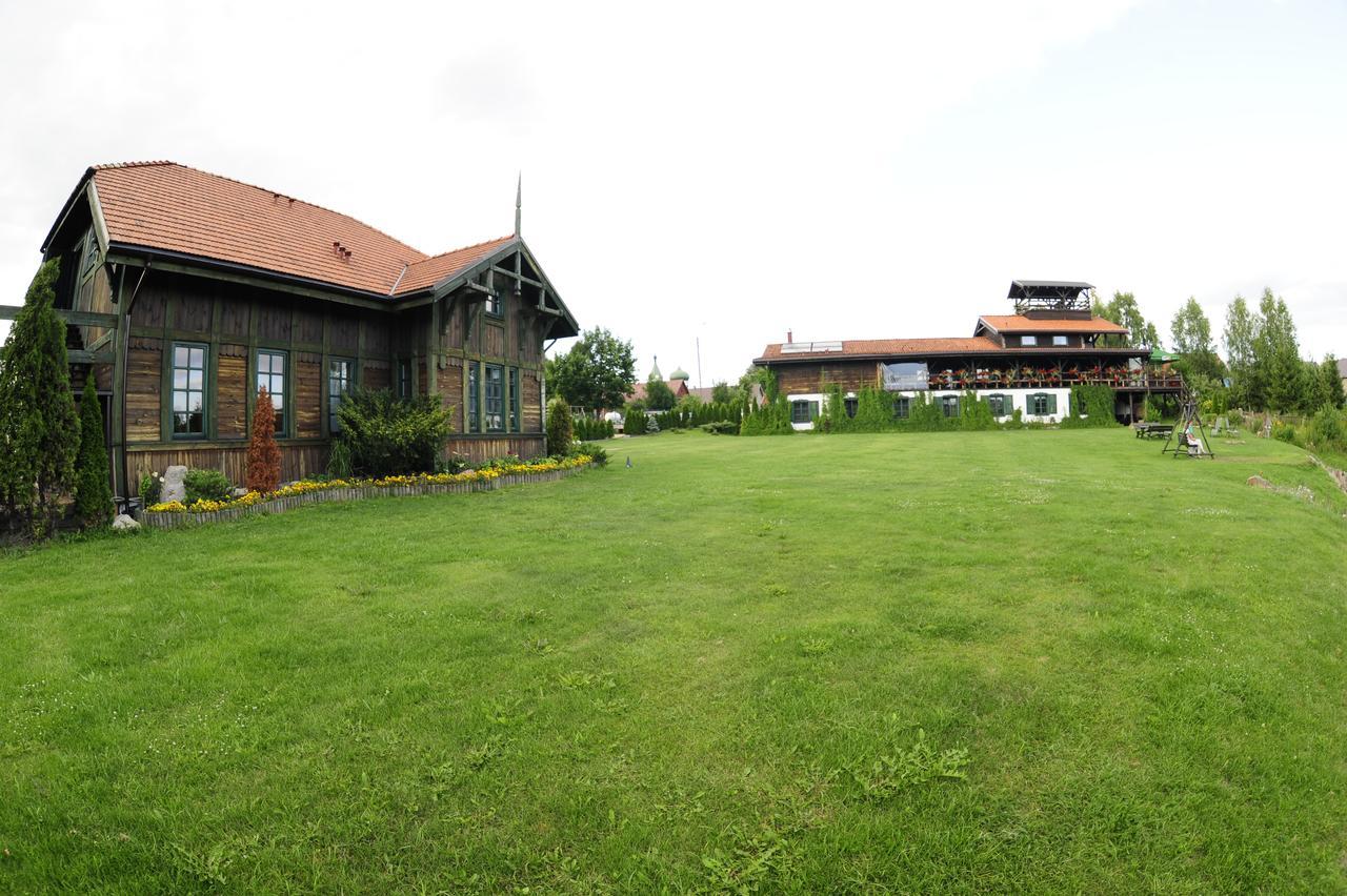 Bojarski Gosciniec Narewka Exteriör bild